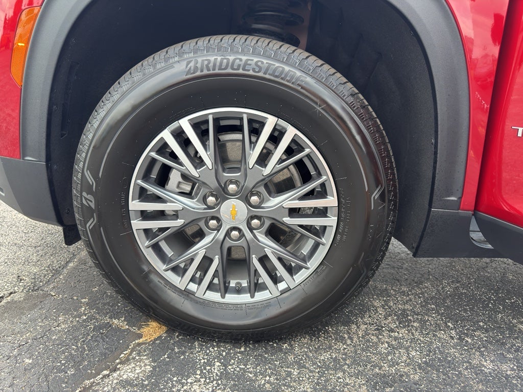 2025 Chevrolet Traverse FWD LT