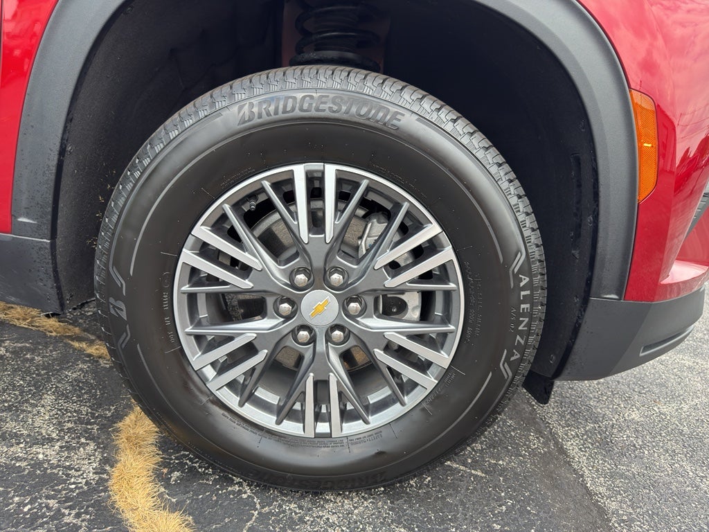 2025 Chevrolet Traverse FWD LT