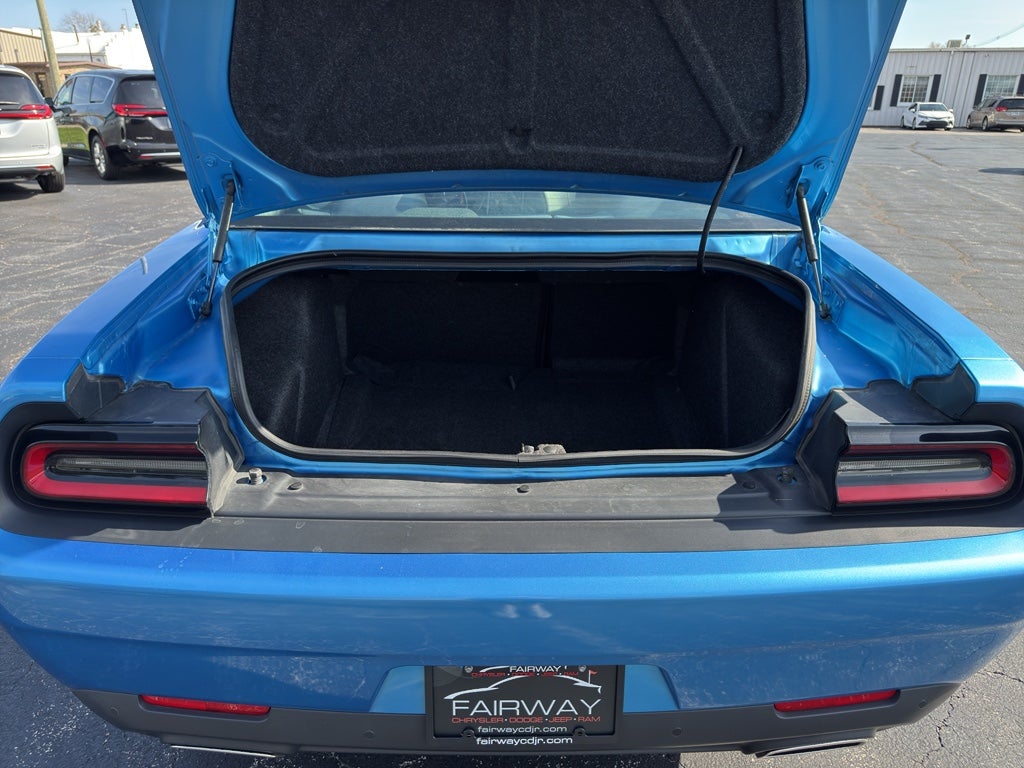 2019 Dodge Challenger SXT AWD