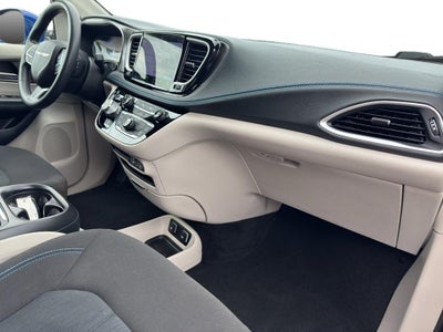 2021 Chrysler Pacifica Touring