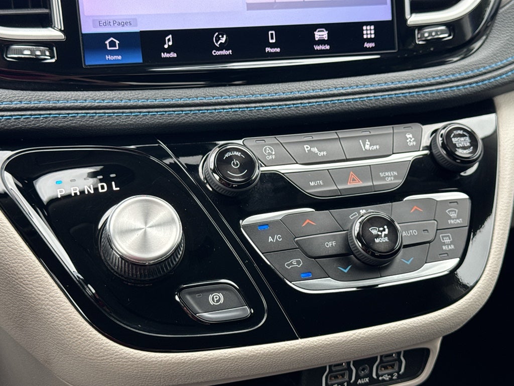 2021 Chrysler Pacifica Touring