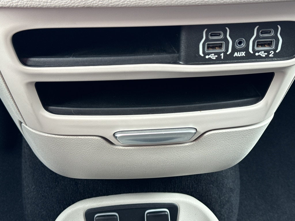 2021 Chrysler Pacifica Touring