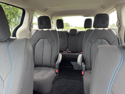 2021 Chrysler Pacifica Touring