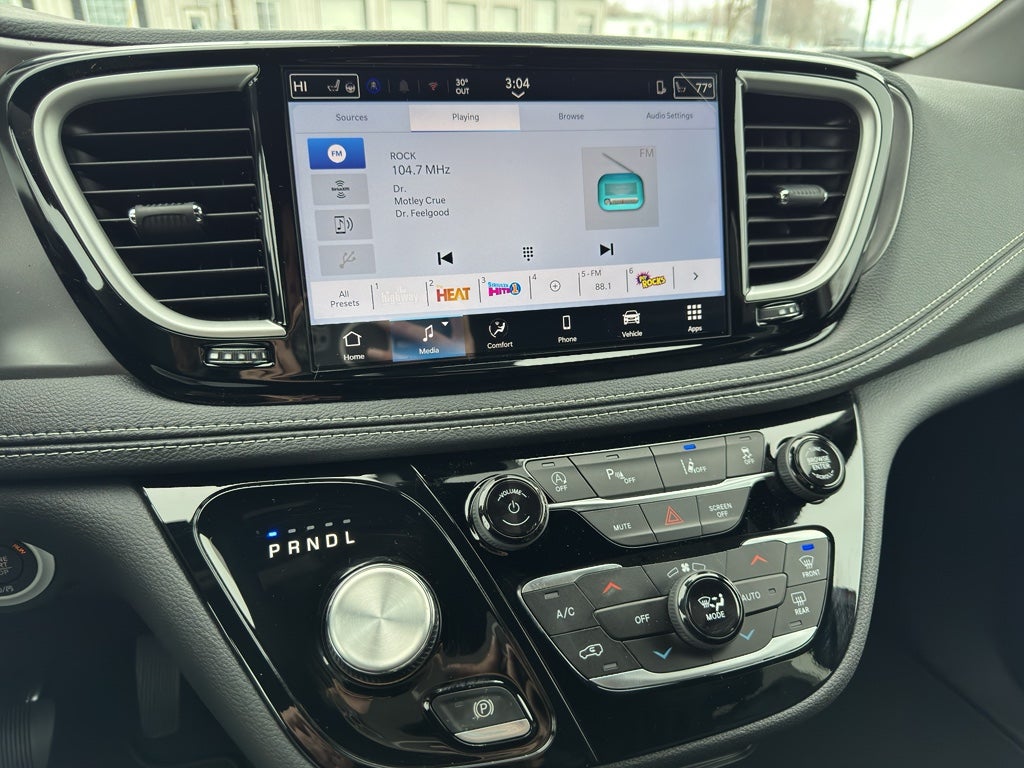 2026 Chrysler Pacifica PACIFICA SELECT AWD