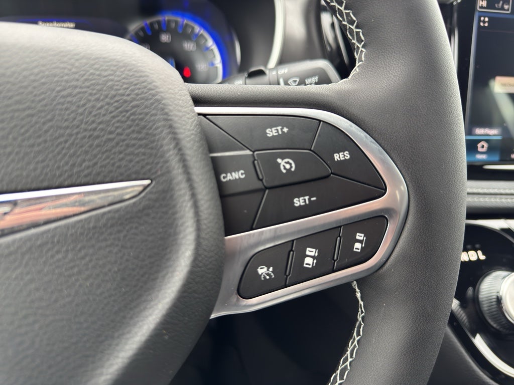 2026 Chrysler Pacifica PACIFICA SELECT AWD