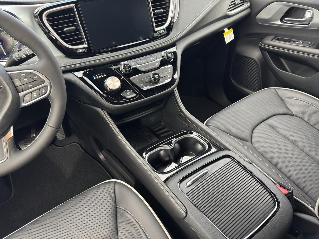 2026 Chrysler Pacifica PACIFICA LIMITED AWD