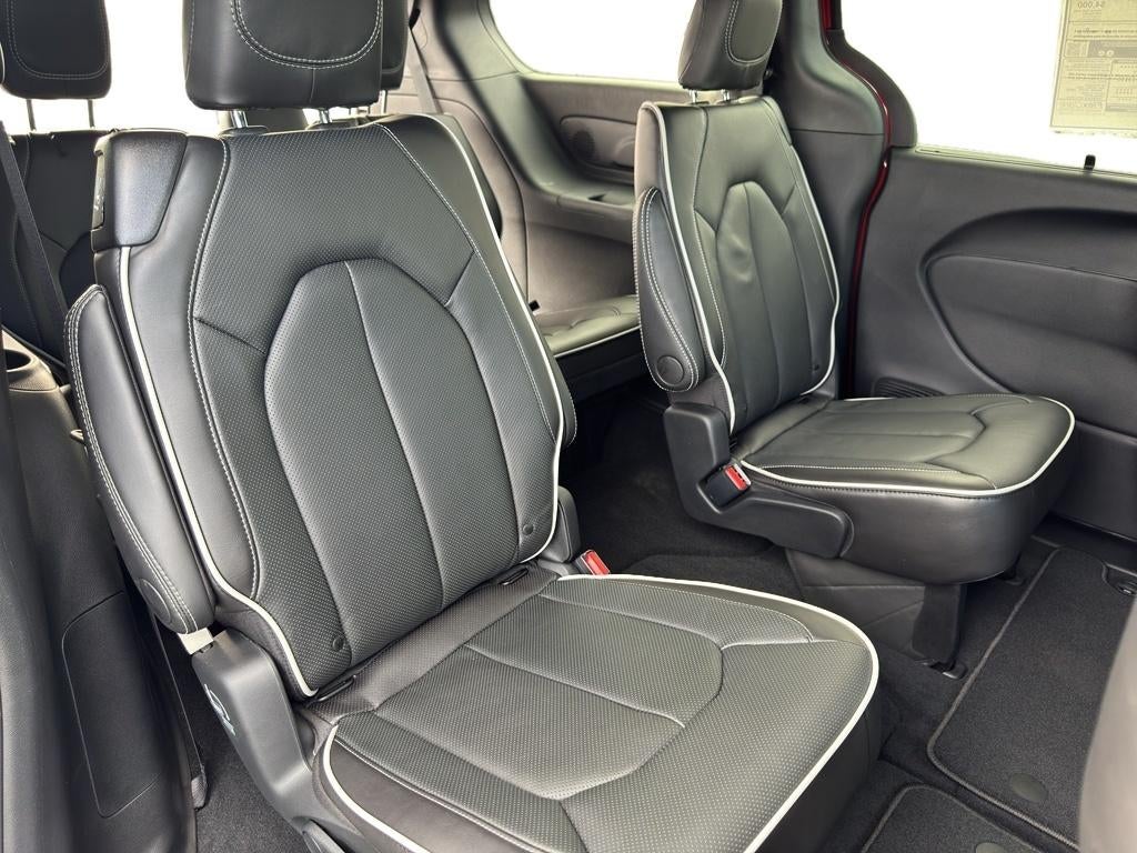 2026 Chrysler Pacifica PACIFICA LIMITED AWD