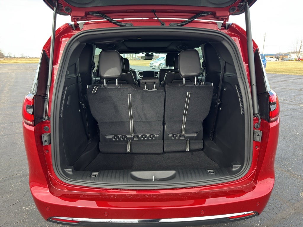 2026 Chrysler Pacifica PACIFICA LIMITED AWD