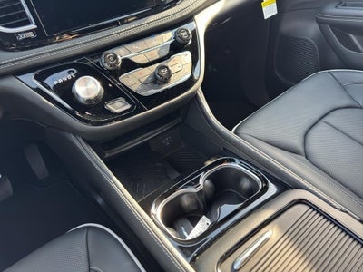 2026 Chrysler Pacifica PACIFICA LIMITED AWD