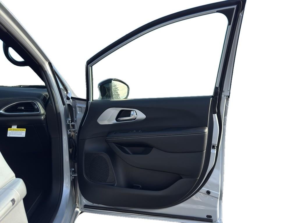 2026 Chrysler Pacifica PACIFICA LIMITED AWD