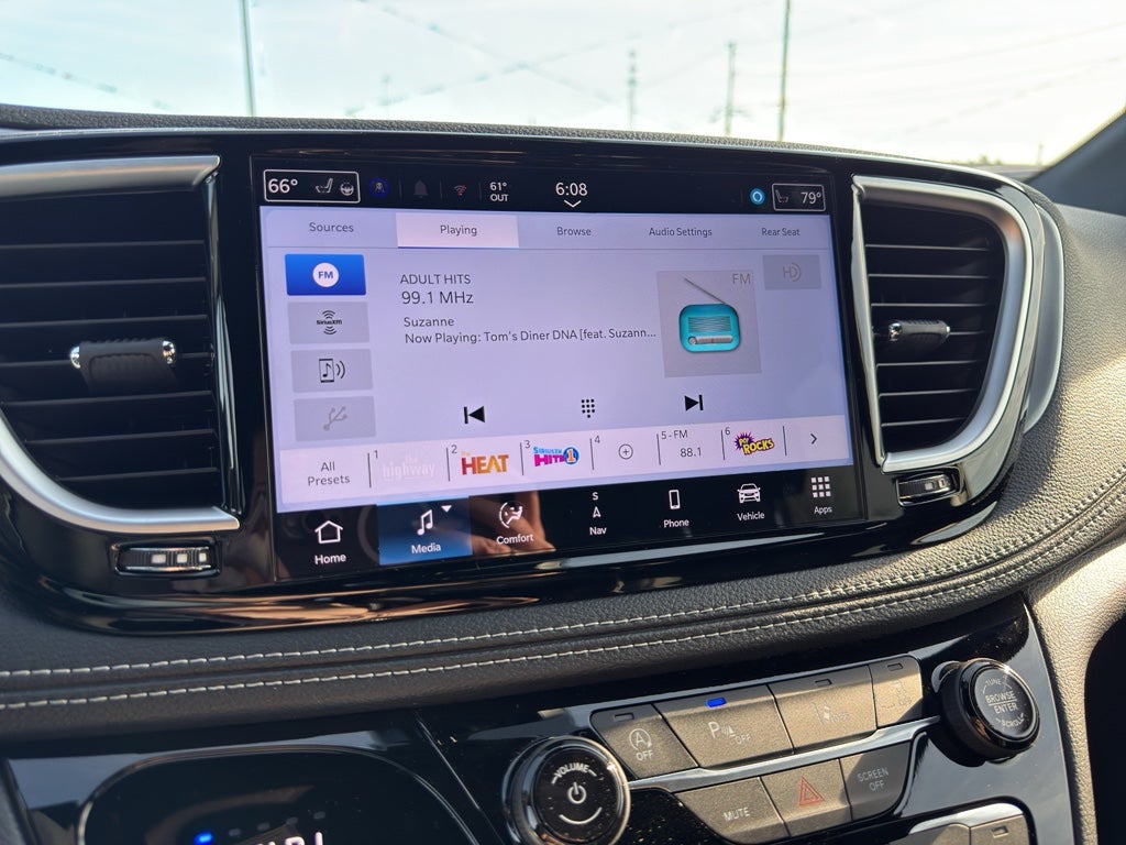 2026 Chrysler Pacifica PACIFICA LIMITED AWD