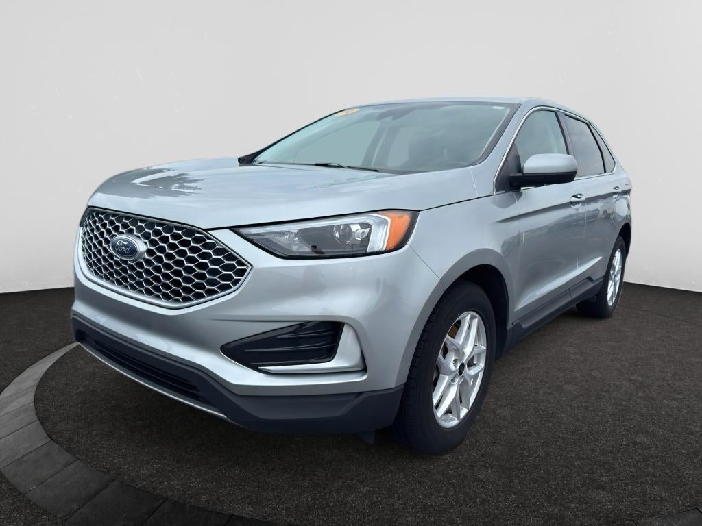 2024 Ford Edge Base