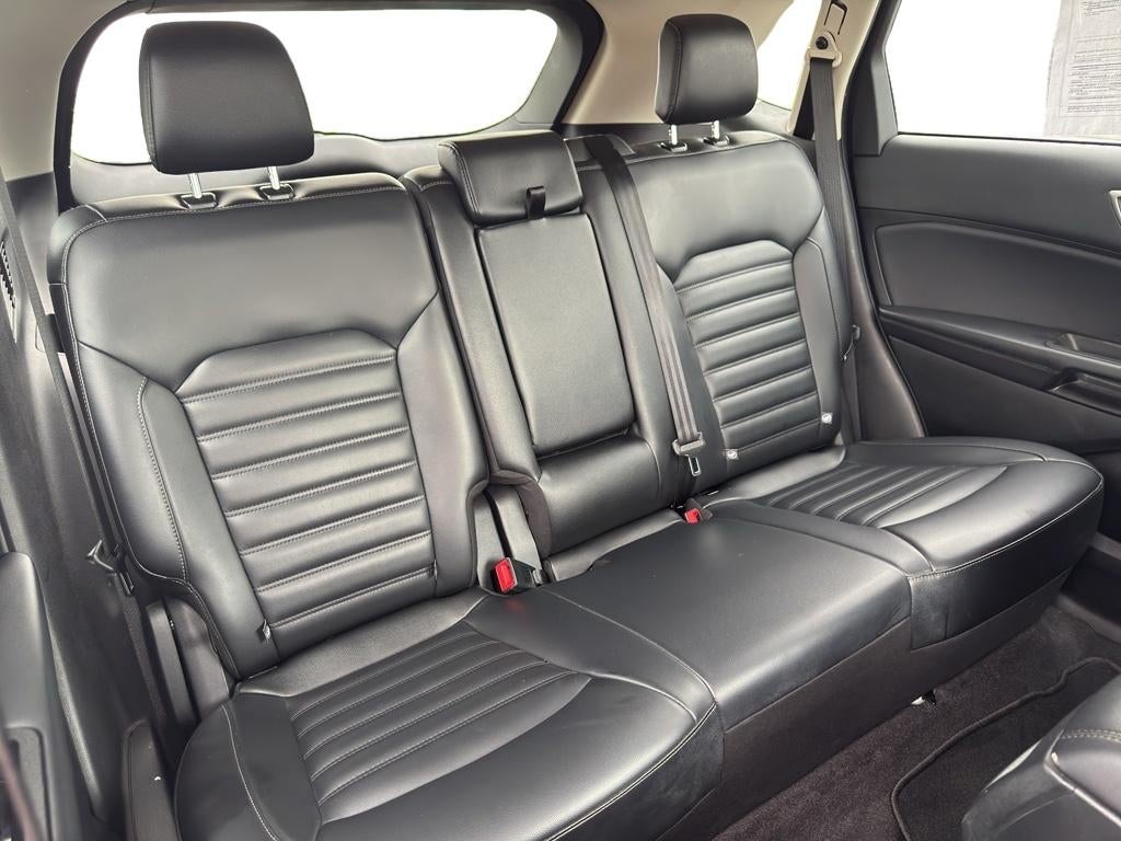 2024 Ford Edge Base
