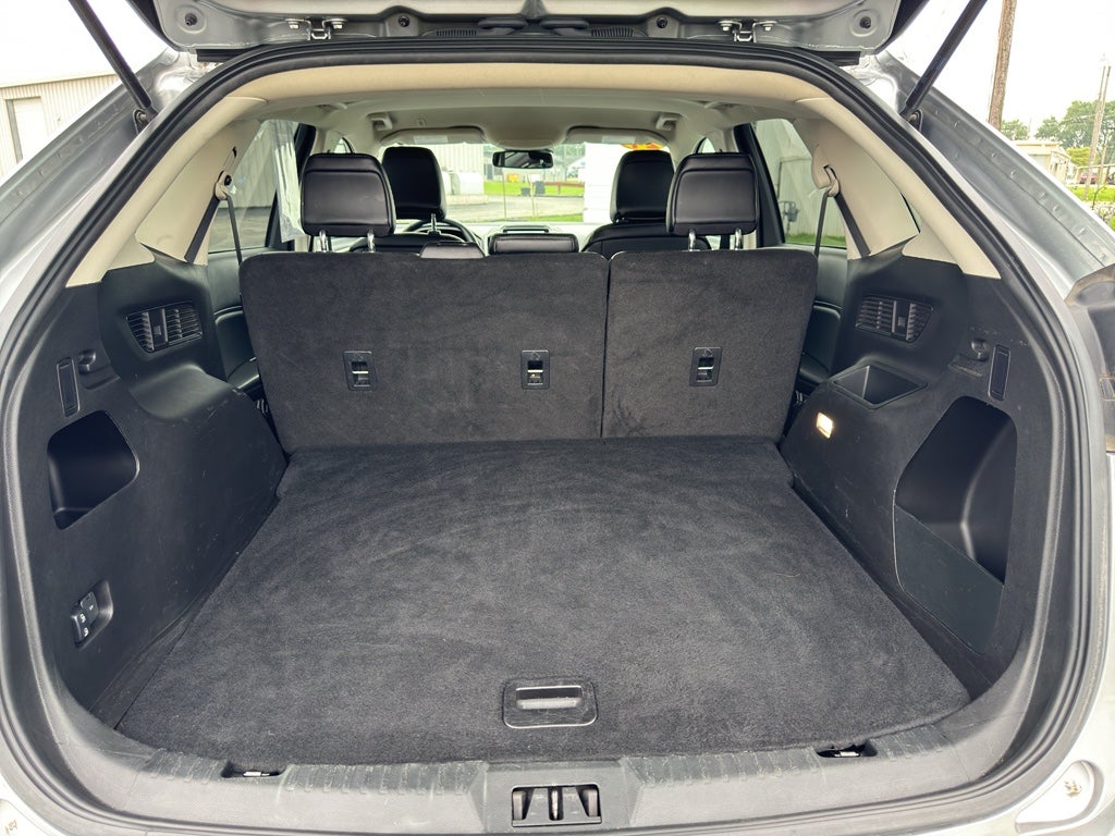 2024 Ford Edge Base
