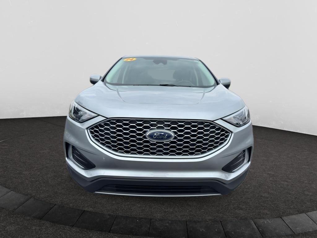 2024 Ford Edge Base