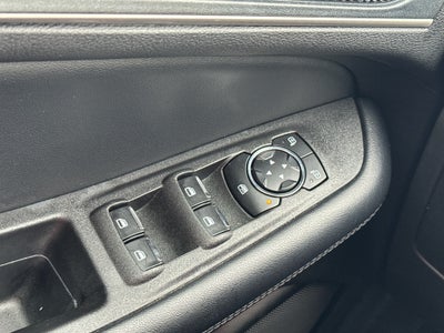 2024 Ford Edge Base