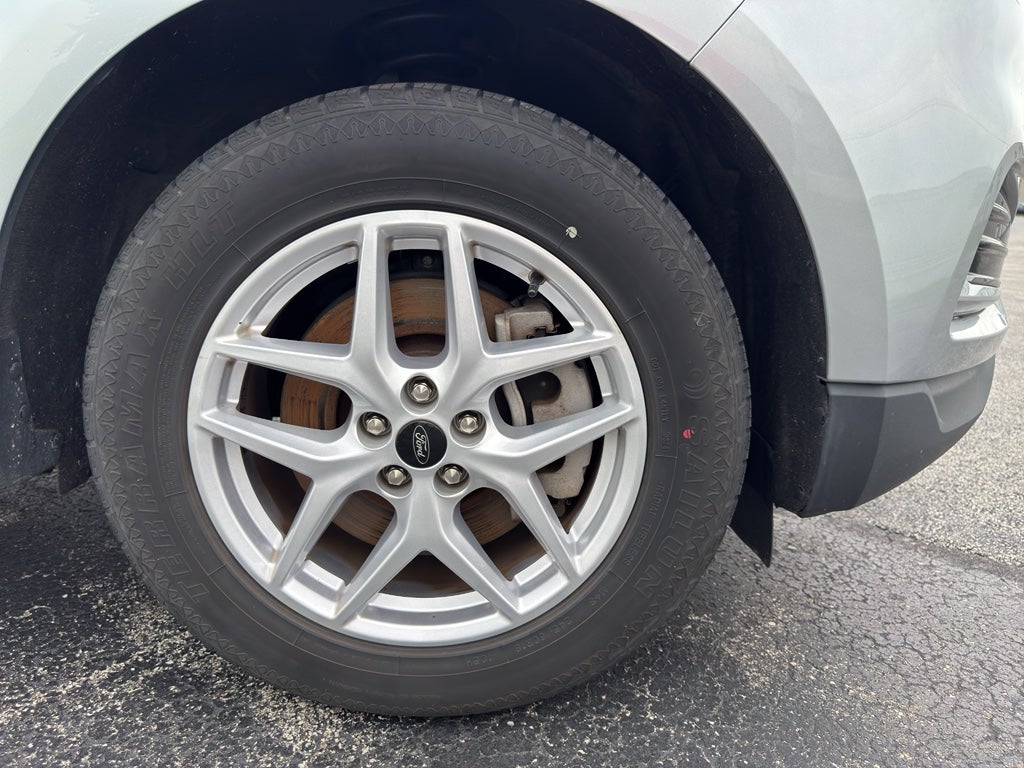 2024 Ford Edge Base