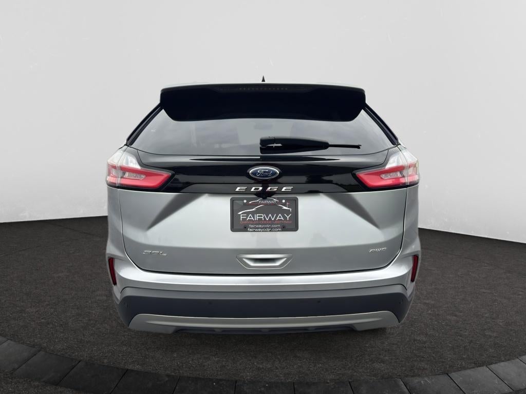 2024 Ford Edge Base