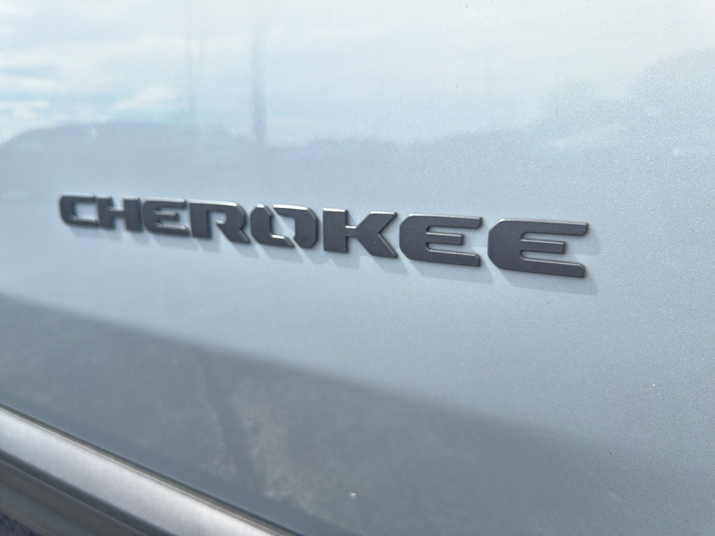 2026 Jeep Cherokee CHEROKEE LAREDO 4X4
