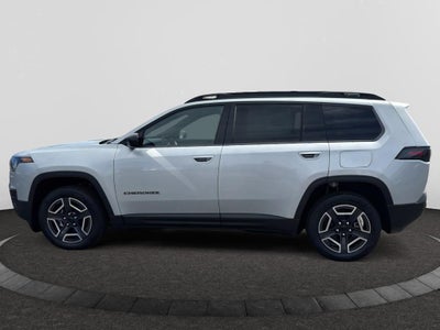 2026 Jeep Cherokee CHEROKEE LAREDO 4X4