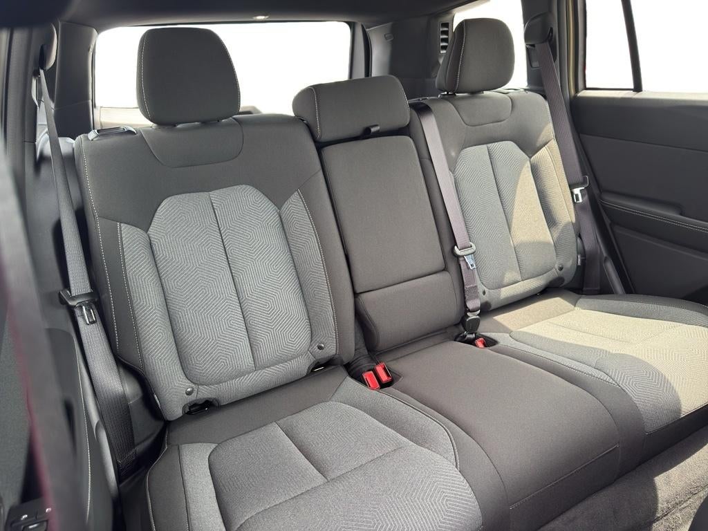 2026 Jeep Cherokee CHEROKEE LAREDO 4X4