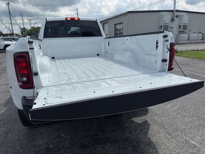 2026 RAM 3500 Tradesman Crew Cab 4x4 8' Box