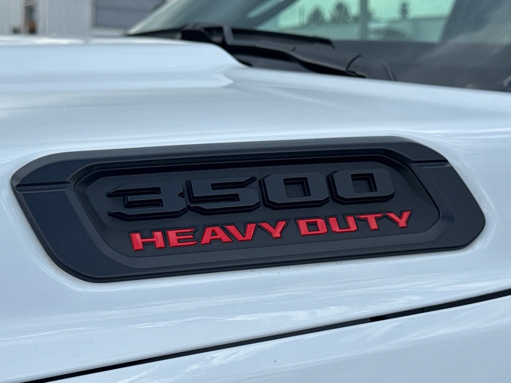 2026 RAM 3500 Tradesman Crew Cab 4x4 8' Box