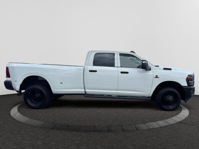 2026 RAM 3500 Tradesman Crew Cab 4x4 8' Box