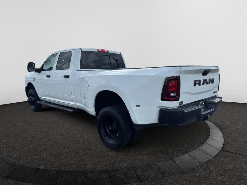 2026 RAM 3500 Tradesman Crew Cab 4x4 8' Box