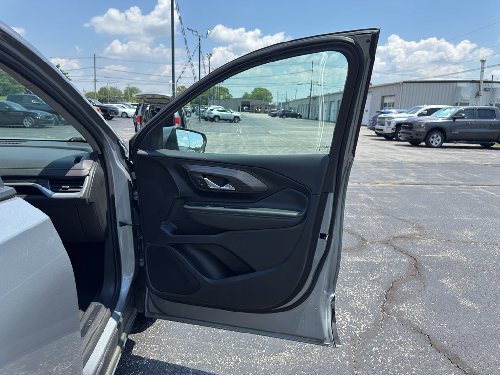 2024 GMC Terrain AWD SLE