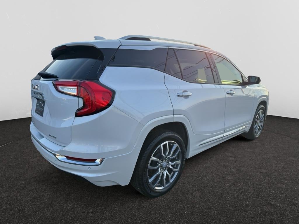 2024 GMC Terrain AWD Denali