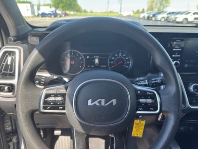 2022 Kia Sorento LX