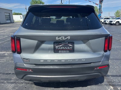 2022 Kia Sorento LX