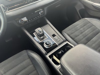 2024 Mitsubishi Outlander Base