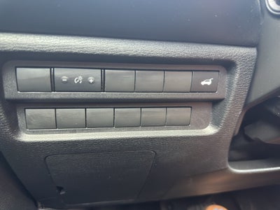 2024 Mitsubishi Outlander Base