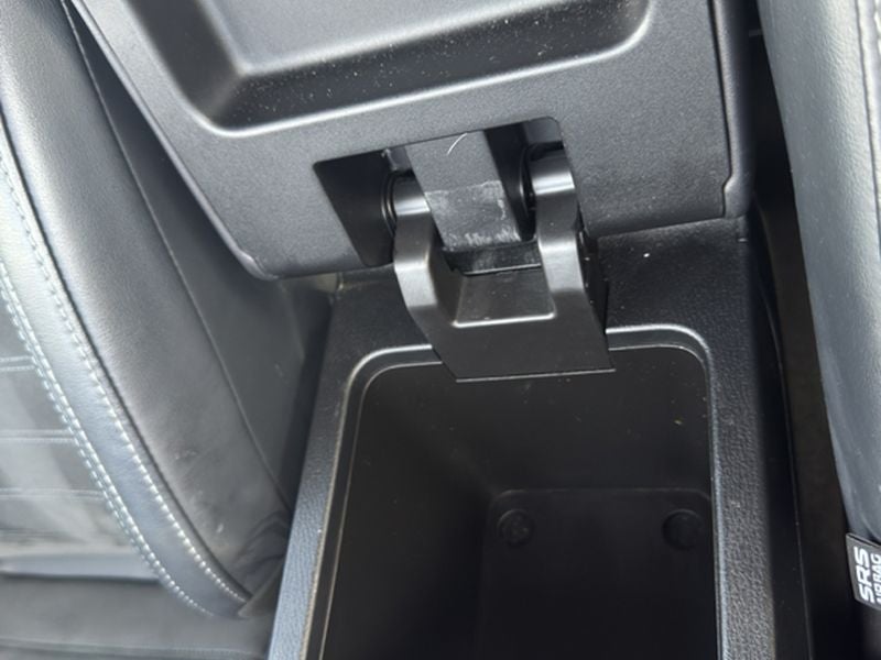 2024 Mitsubishi Outlander Base