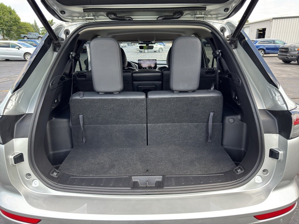 2025 Mitsubishi Outlander Base