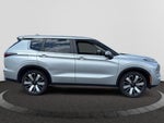 2025 Mitsubishi Outlander Base