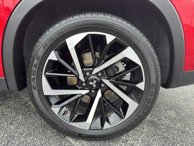 2024 Mitsubishi Outlander Base