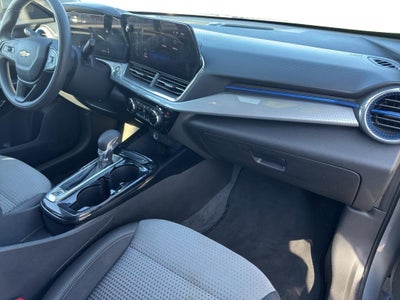 2024 Chevrolet Trax FWD LT